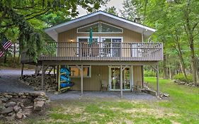 Serene Long Pond Home With Game Room And Beach Access!