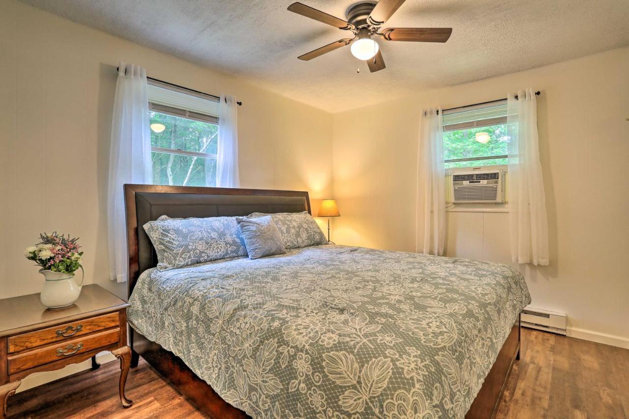 Serene Long Pond Home With Game Room And Beach Access! Exterior photo