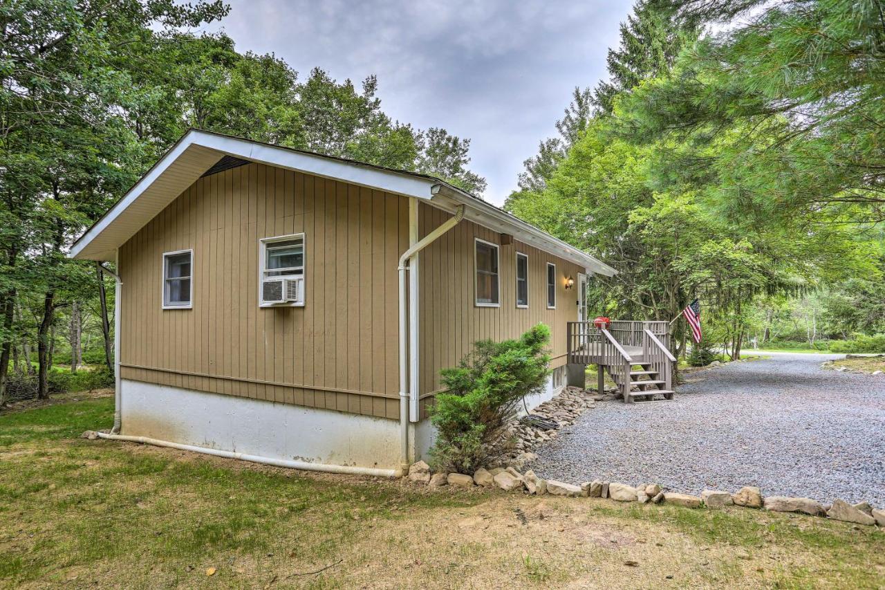 Serene Long Pond Home With Game Room And Beach Access! Exterior photo